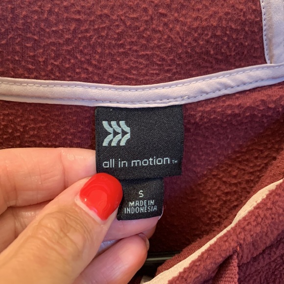 Crop top - Picture 4 of 5